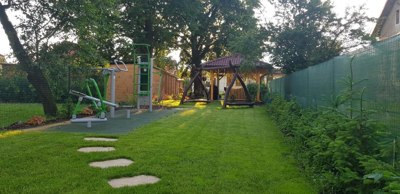 Bungalov Komfort Liptovský Mikuláš Buitenkant foto