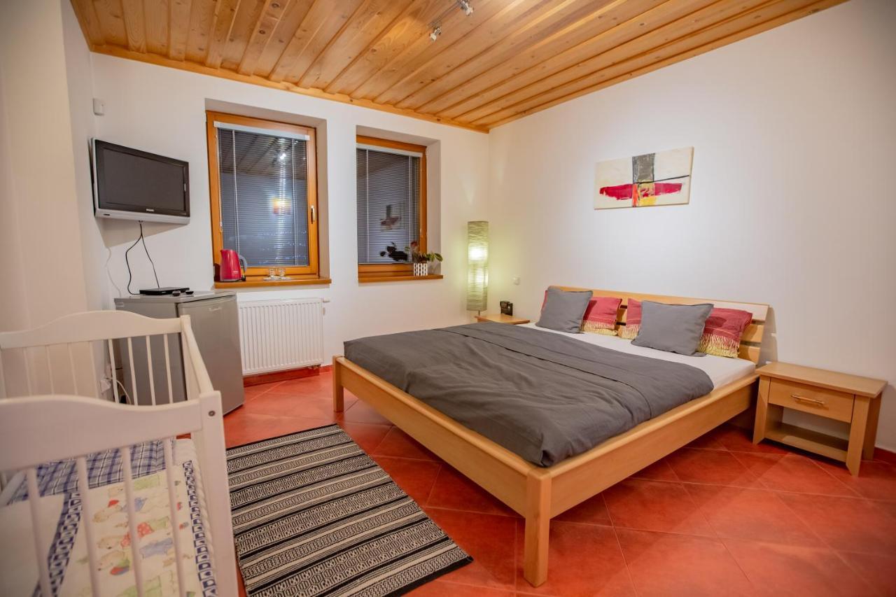 Bungalov Komfort Liptovský Mikuláš Buitenkant foto